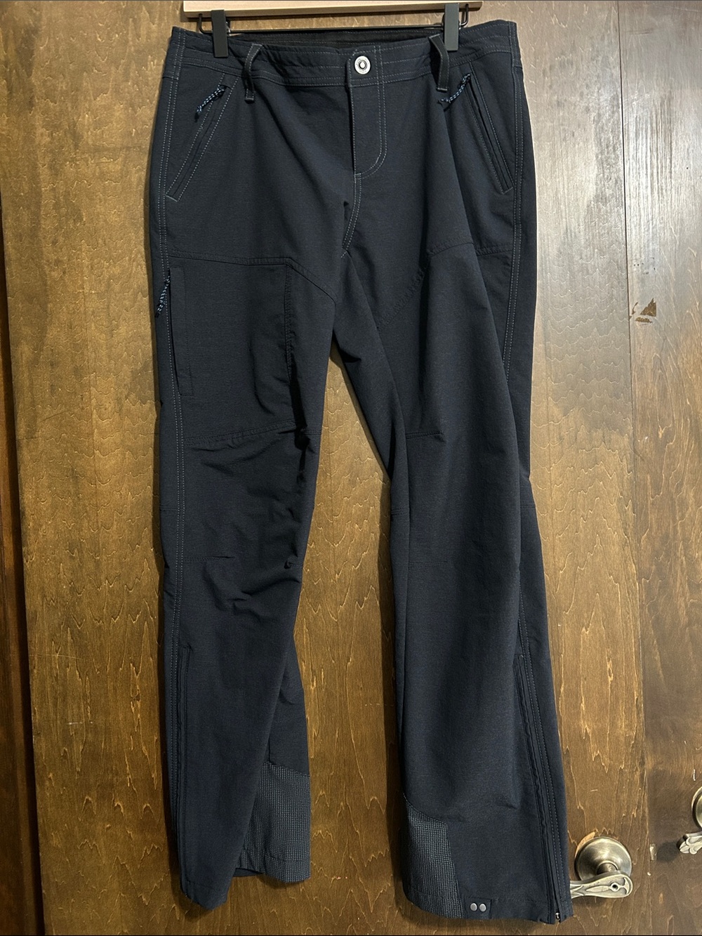 Kuhl  Klash Women’s  Black Stretch Utility Pants in Gotham